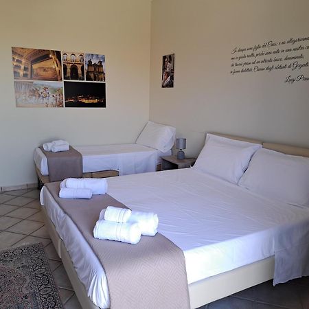 B&B La Terrazza Degli Scrittori Racalmuto Luaran gambar