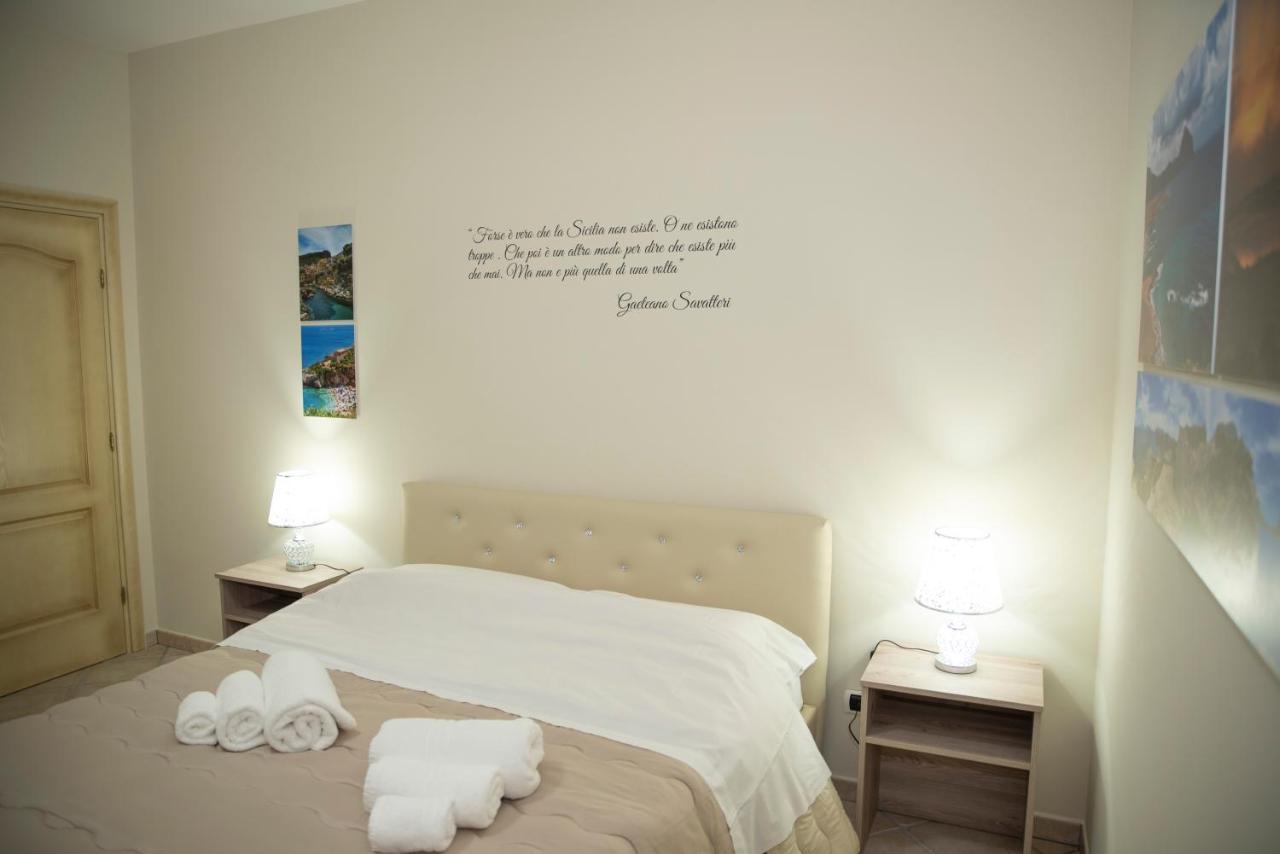 B&B La Terrazza Degli Scrittori Racalmuto Luaran gambar