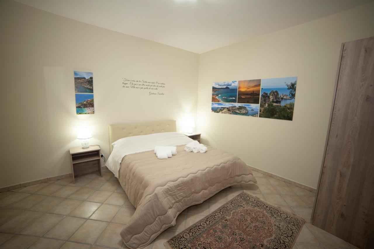 B&B La Terrazza Degli Scrittori Racalmuto Luaran gambar