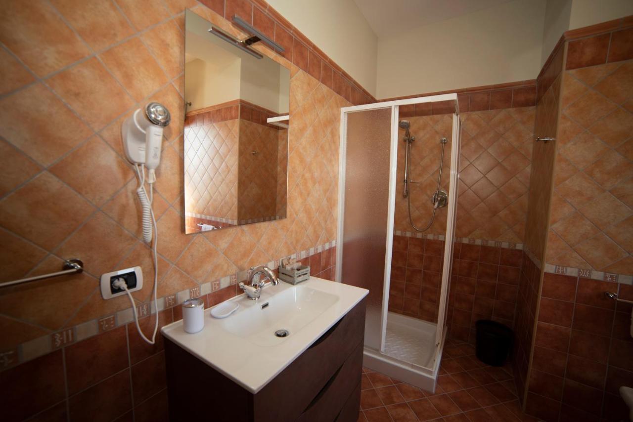B&B La Terrazza Degli Scrittori Racalmuto Luaran gambar