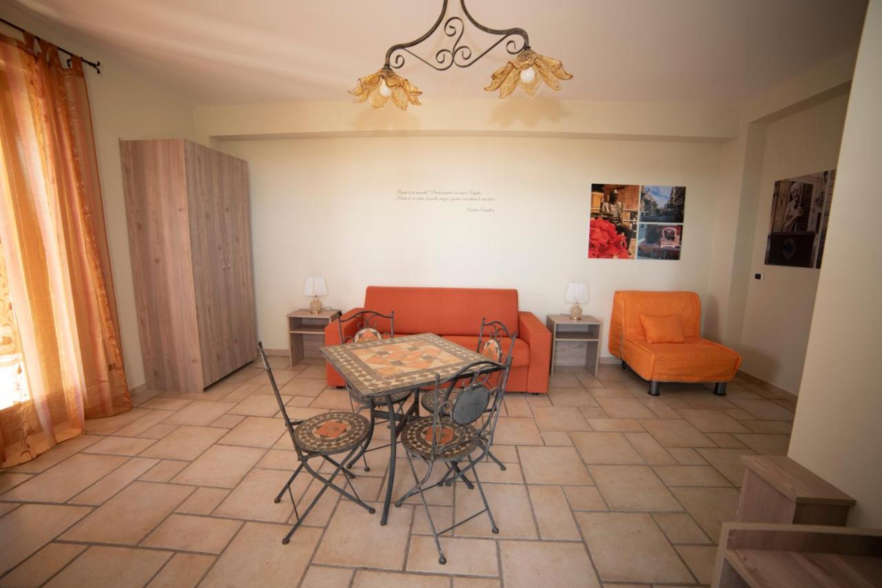 B&B La Terrazza Degli Scrittori Racalmuto Luaran gambar