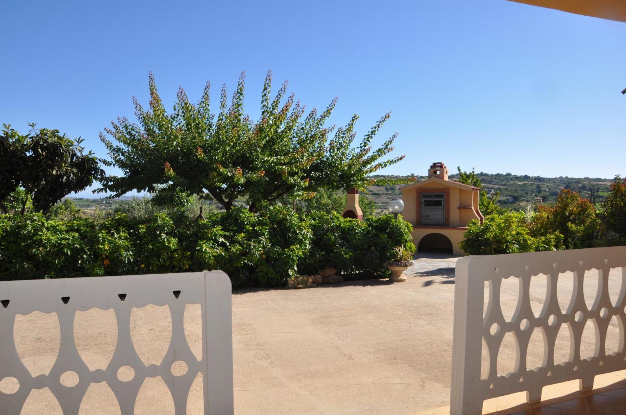 B&B La Terrazza Degli Scrittori Racalmuto Luaran gambar