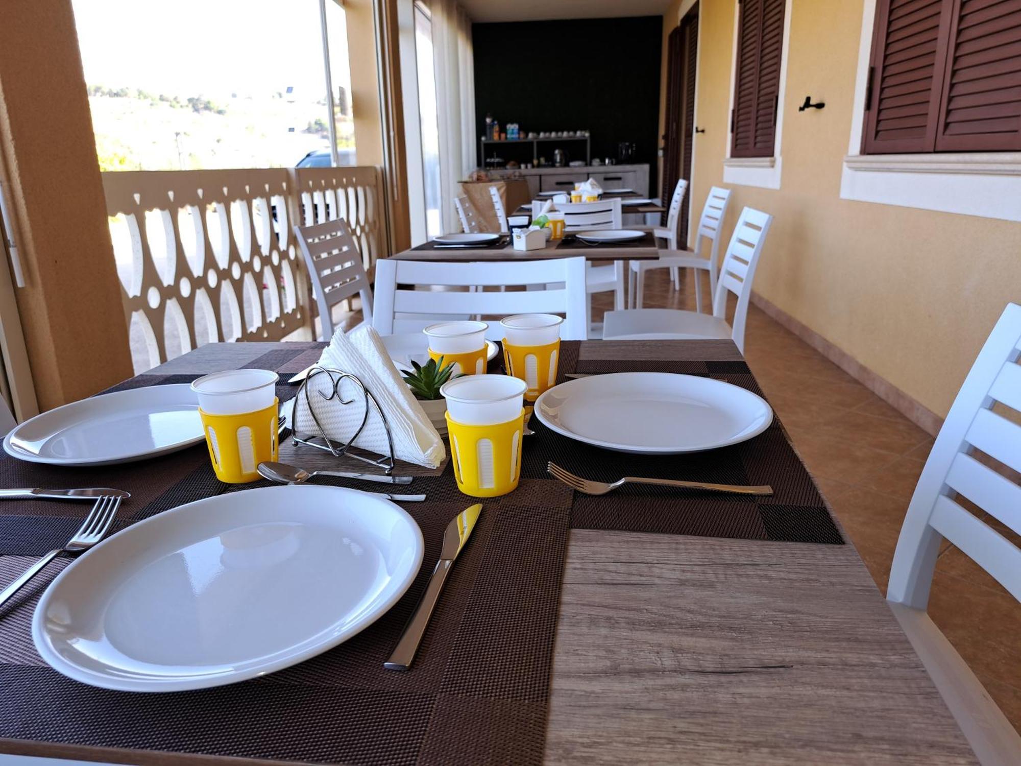 B&B La Terrazza Degli Scrittori Racalmuto Luaran gambar